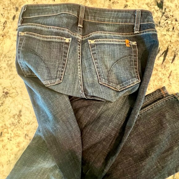 Joe's Jeans Curvy Bootcut Med Wash 29x32 Like new - Picture 5 of 13